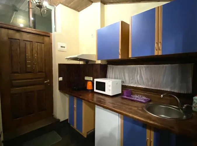 в центрі на вулиці лесі українки 19 Aparthotel 4*