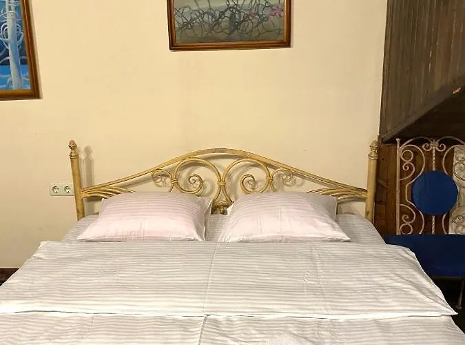 Aparthotel в центрі на вулиці лесі українки 19 Lviv