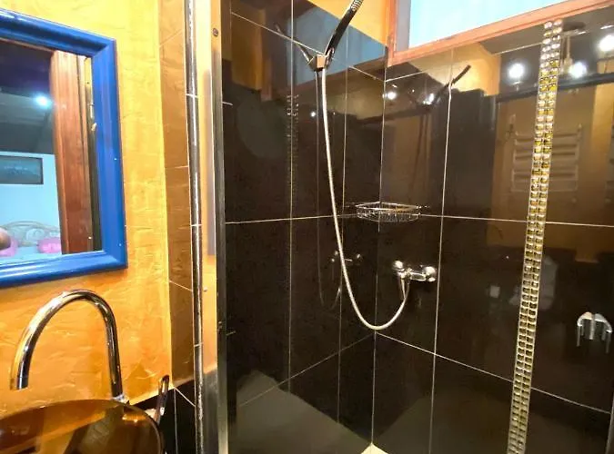 в центрі на вулиці лесі українки 19 Aparthotel Lviv