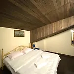 в центрі на вулиці лесі українки 19 Aparthotel Lviv