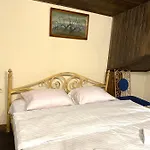 Lejlighedshotel в центрі на вулиці лесі українки 19
