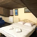 в центрі на вулиці лесі українки 19 Aparthotel 3*