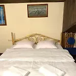 Aparthotel в центрі на вулиці лесі українки 19 Lviv