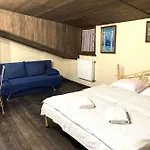 Aparthotel в центрі на вулиці лесі українки 19 Lviv