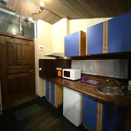 в центрі на вулиці лесі українки 19 Aparthotel 3*