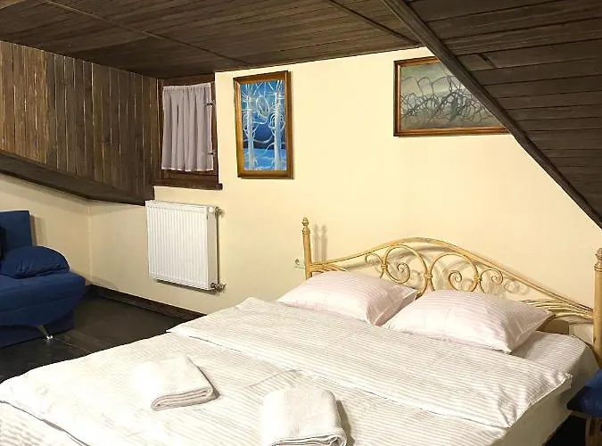 в центрі на вулиці лесі українки 19 Appart hôtel 4*