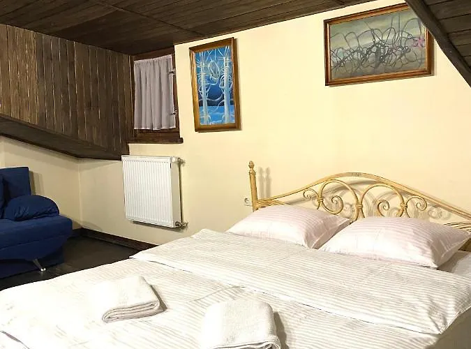 в центрі на вулиці лесі українки 19 Appart hôtel Lviv